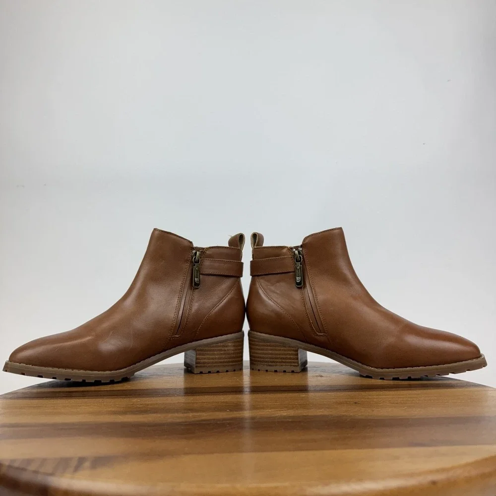 New Womens Blondo‎ Sullivan Brown Leather Heeled Waterproof Ankle Boots Size 7 M